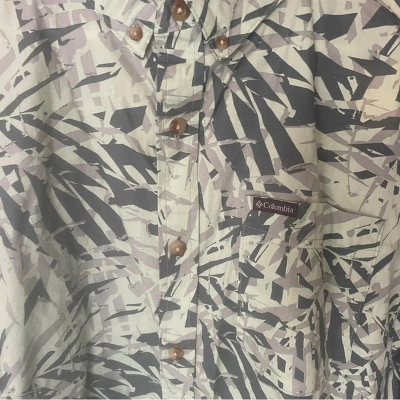 Columbia Regular Fit Mens Shirt Size Medium Rapid Rivers Shirt Short Sleeve - Picture 3 of 5
